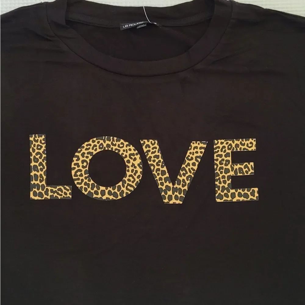 Le Rouge Leopard🐆 "LOVE"❤ Tee - Picture 5 of 13
